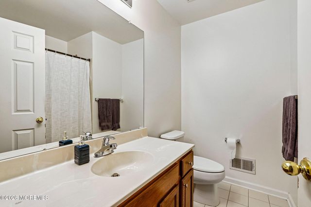 77 Deepwater Circle, Manalapan, NJ 07726