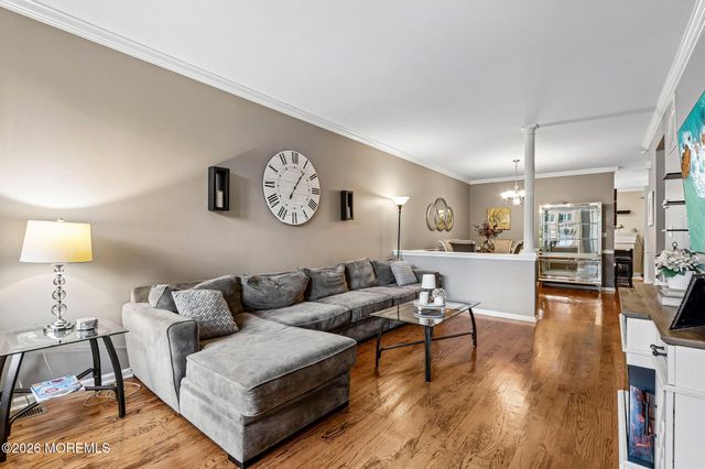 77 Deepwater Circle, Manalapan, NJ 07726