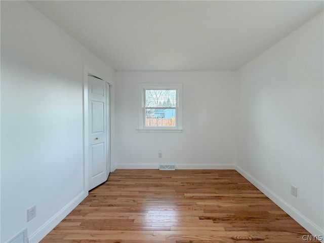 8 Burmont Court, Utica, NY 13502