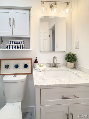 8 Burmont Court, Utica, NY 13502