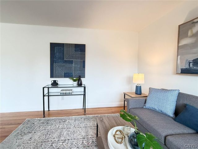 8 Burmont Court, Utica, NY 13502