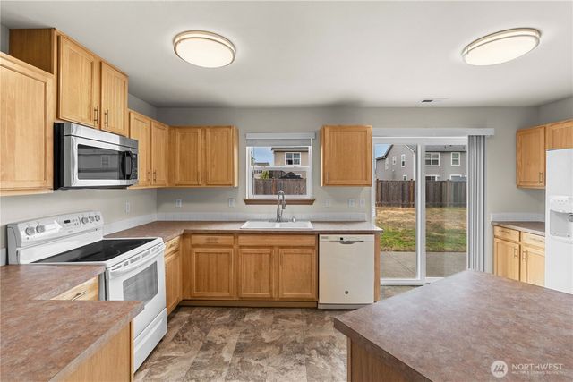 109 Weaver Street NE, Orting, WA 98360