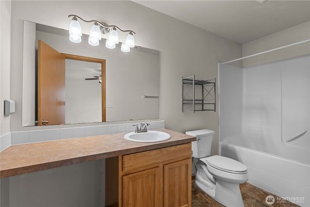 109 Weaver Street NE, Orting, WA 98360