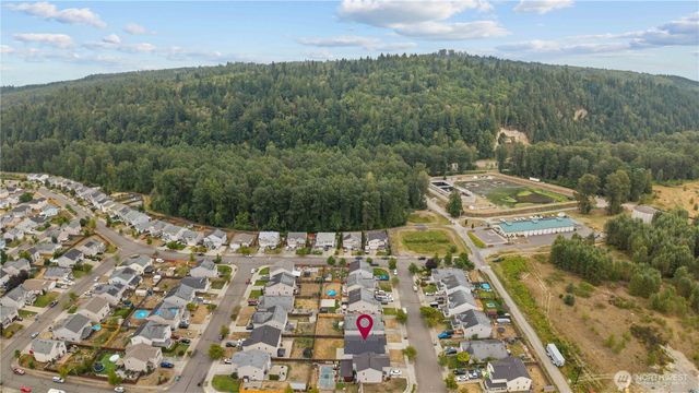 109 Weaver Street NE, Orting, WA 98360