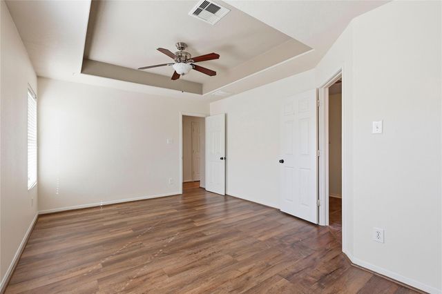 2318 Village Leaf Dr, Spring, TX 77386