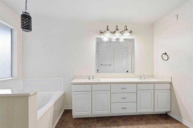 2318 Village Leaf Dr, Spring, TX 77386