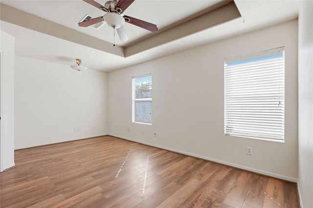 2318 Village Leaf Dr, Spring, TX 77386