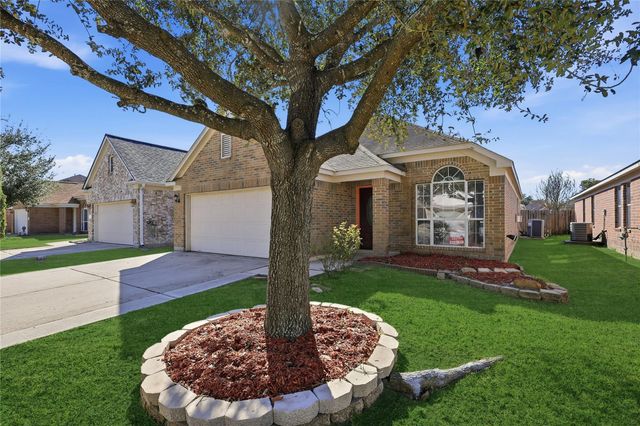 2318 Village Leaf Dr, Spring, TX 77386