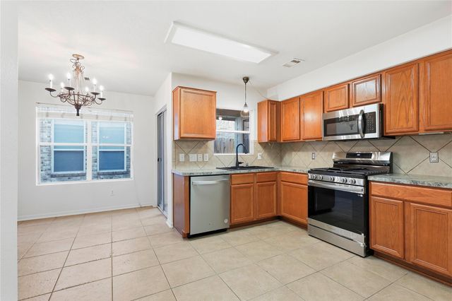 2318 Village Leaf Dr, Spring, TX 77386