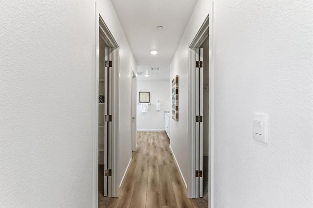 8840 Stratham Way, Elk Grove, CA 95758