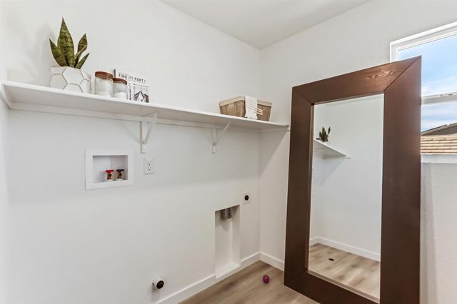 8840 Stratham Way, Elk Grove, CA 95758