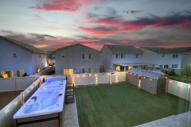 8840 Stratham Way, Elk Grove, CA 95758