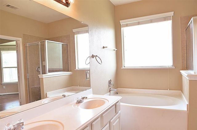 12903 Flat Creek Drive, Pearland, TX 77584