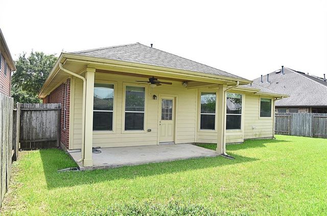 12903 Flat Creek Drive, Pearland, TX 77584