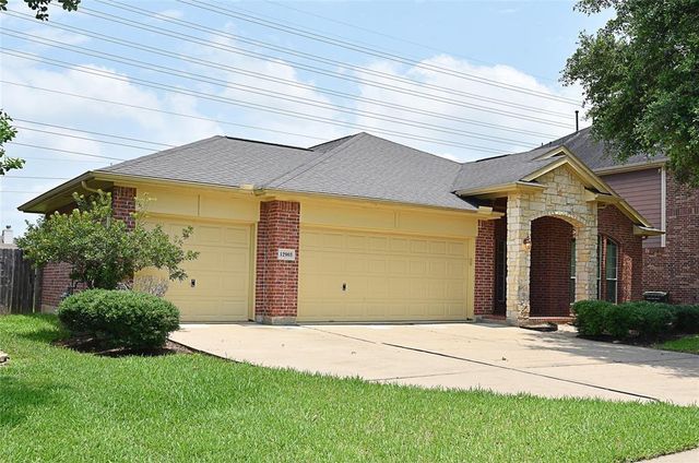 12903 Flat Creek Drive, Pearland, TX 77584