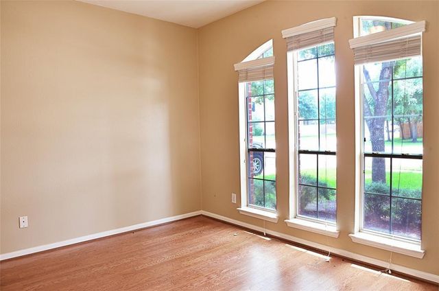 12903 Flat Creek Drive, Pearland, TX 77584