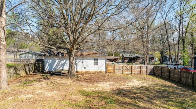 404 NE Third, Bryant, AR 72022