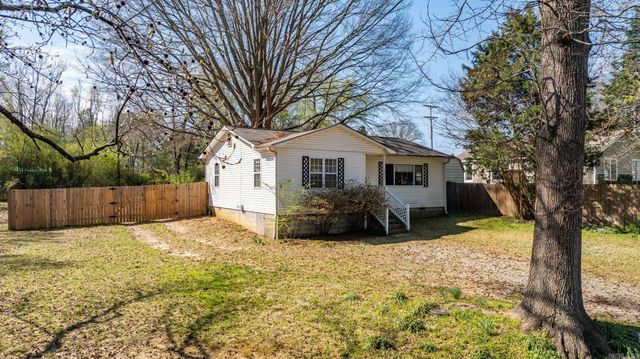 404 NE Third, Bryant, AR 72022
