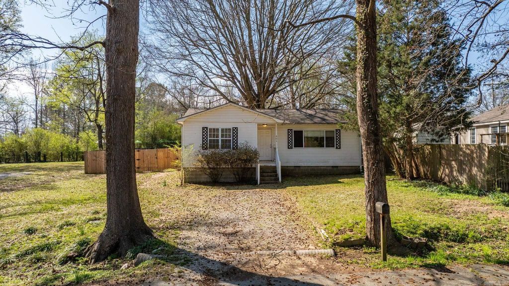 404 NE Third, Bryant, AR 72022