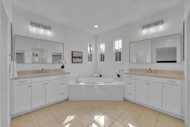 6215 Dartington Way, Carlsbad, CA 92009