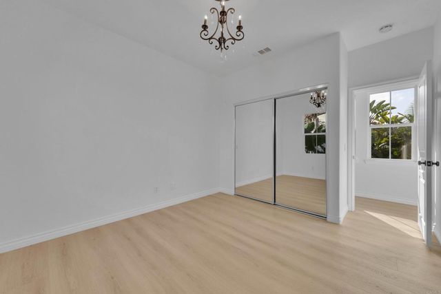 6215 Dartington Way, Carlsbad, CA 92009