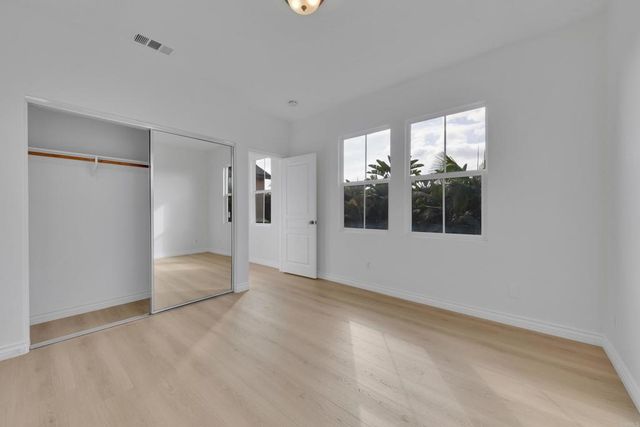 6215 Dartington Way, Carlsbad, CA 92009