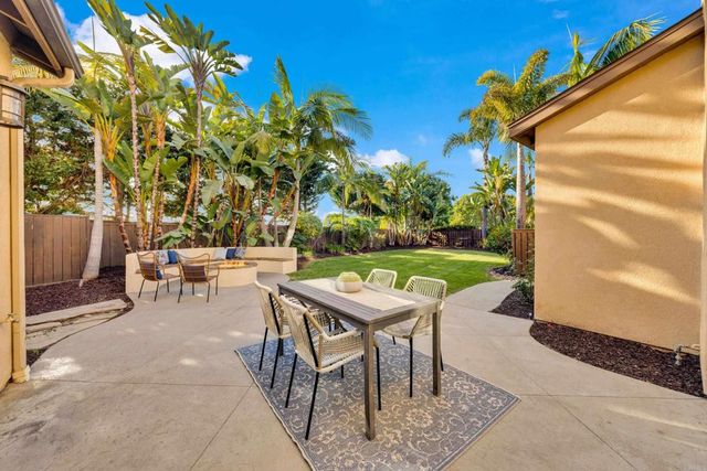 6215 Dartington Way, Carlsbad, CA 92009