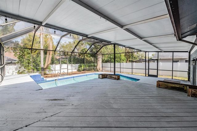 4505 OLD SAYBROOK AVENUE, Tampa, FL 33624