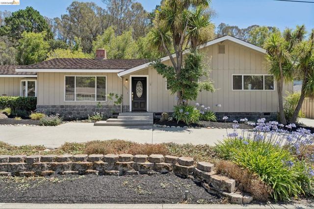 2530 Patra Drive, El Sobrante, CA 94803