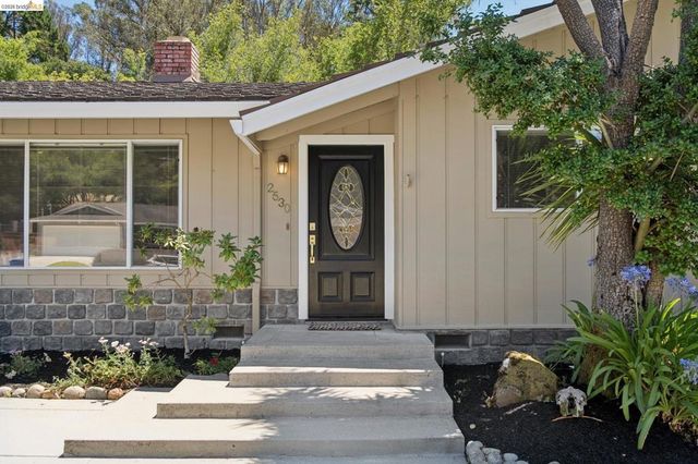 2530 Patra Drive, El Sobrante, CA 94803