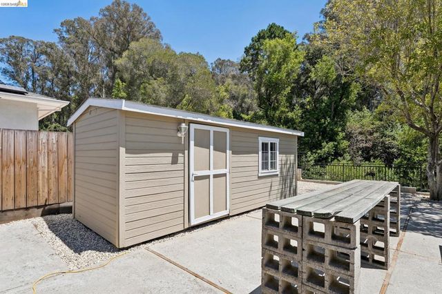 2530 Patra Drive, El Sobrante, CA 94803
