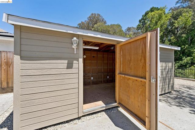 2530 Patra Drive, El Sobrante, CA 94803