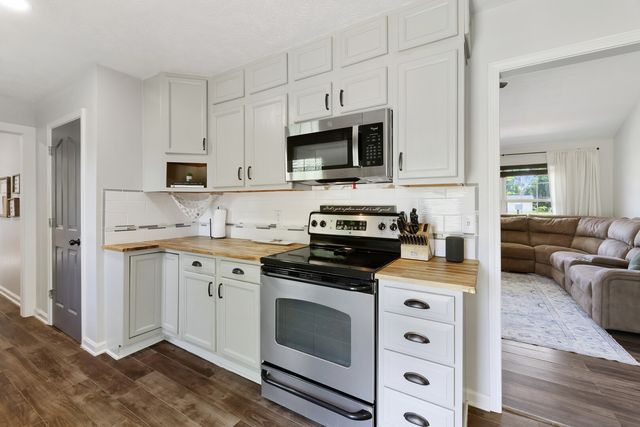 136 Fall Creek Dr, Murfreesboro, TN 37129