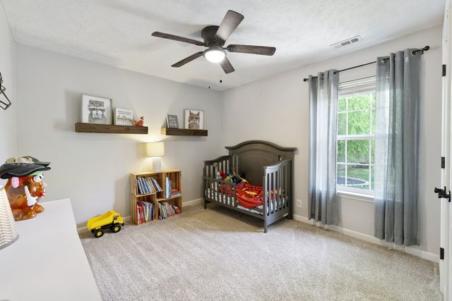 136 Fall Creek Dr, Murfreesboro, TN 37129