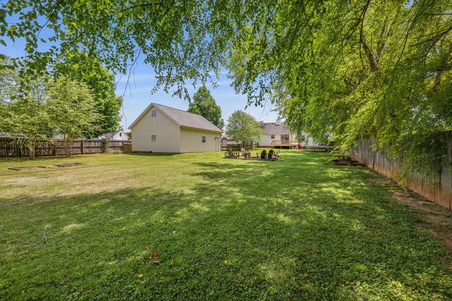 136 Fall Creek Dr, Murfreesboro, TN 37129