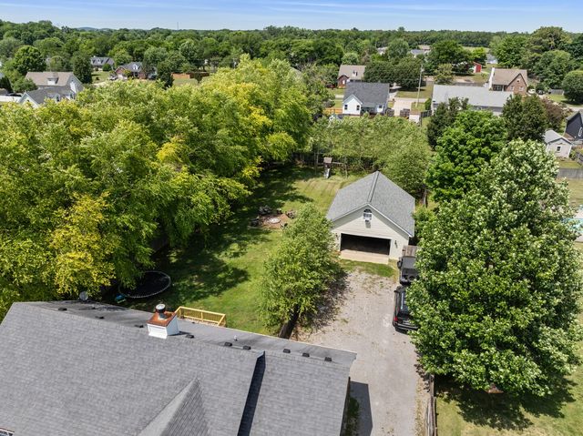 136 Fall Creek Dr, Murfreesboro, TN 37129