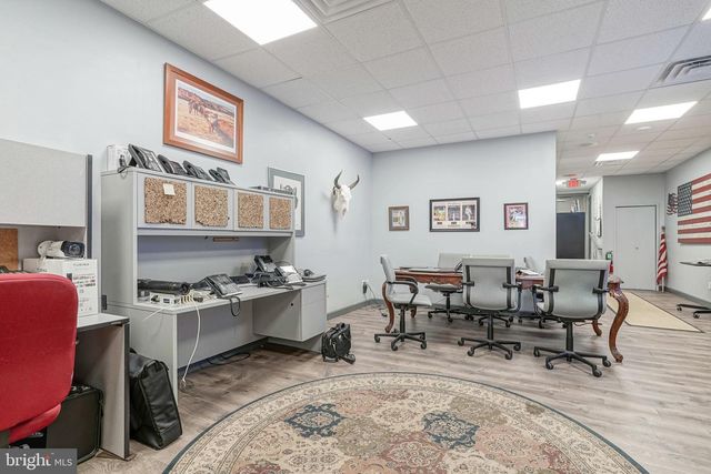 208 N BROADWAY, Gloucester City, NJ 08030