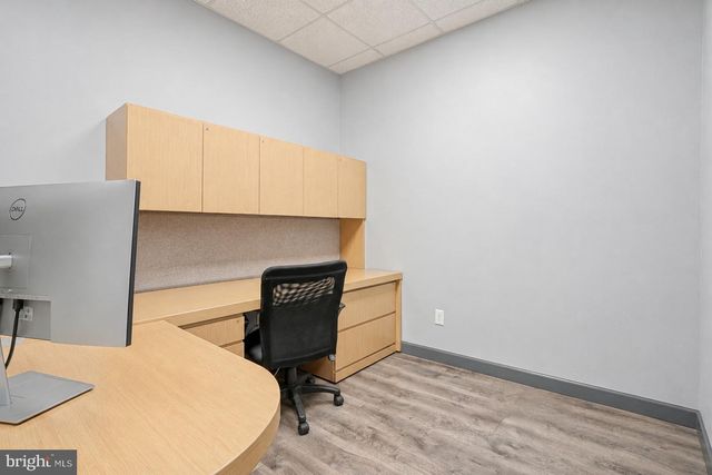 208 N BROADWAY, Gloucester City, NJ 08030