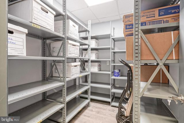 208 N BROADWAY, Gloucester City, NJ 08030