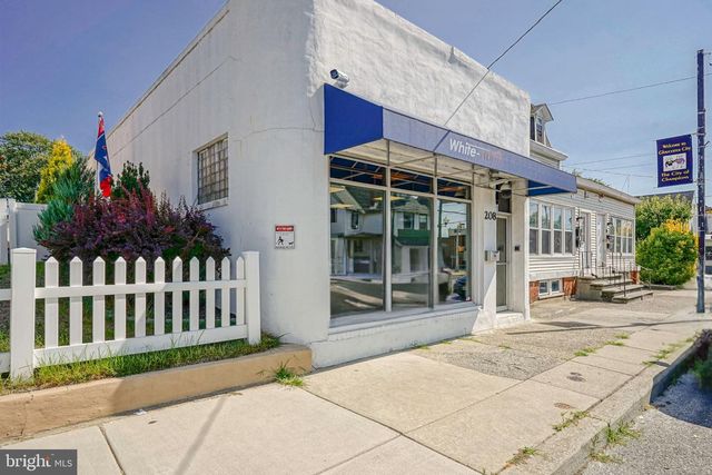 208 N BROADWAY, Gloucester City, NJ 08030