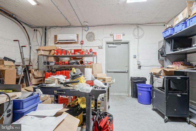 208 N BROADWAY, Gloucester City, NJ 08030