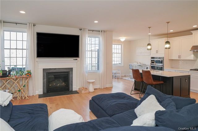 20 Deforest Drive, Cortlandt Manor, NY 10567