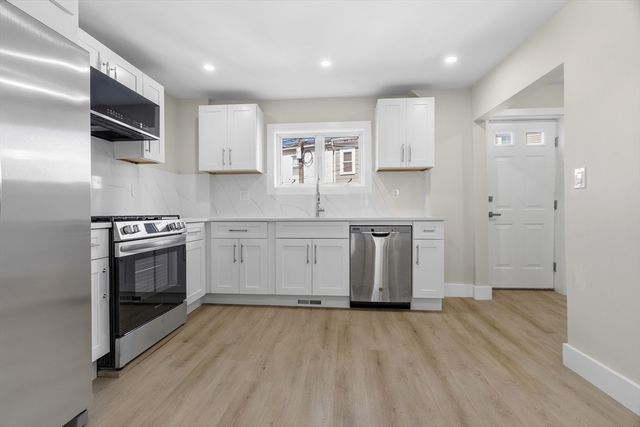 274 Havre St, Boston, MA 02128