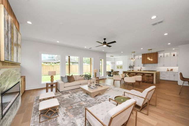 1705 Saxon Drive, Houston, TX 77018