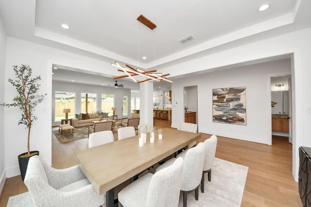 1705 Saxon Drive, Houston, TX 77018