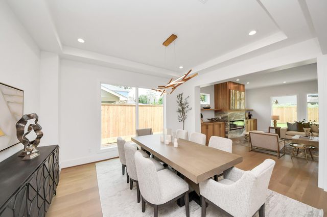 1705 Saxon Drive, Houston, TX 77018