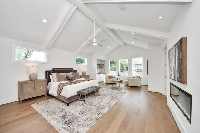 1705 Saxon Drive, Houston, TX 77018