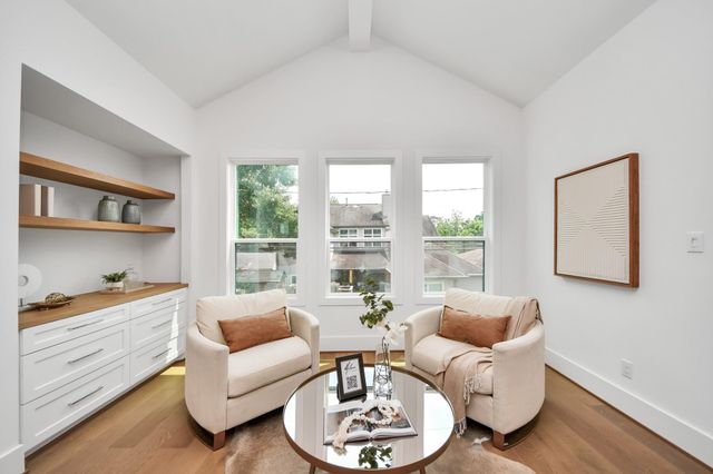 1705 Saxon Drive, Houston, TX 77018