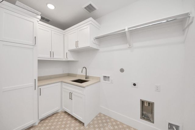 1705 Saxon Drive, Houston, TX 77018
