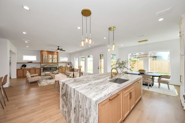 1705 Saxon Drive, Houston, TX 77018